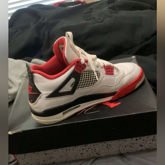 jordan 4 fire red main image 4
